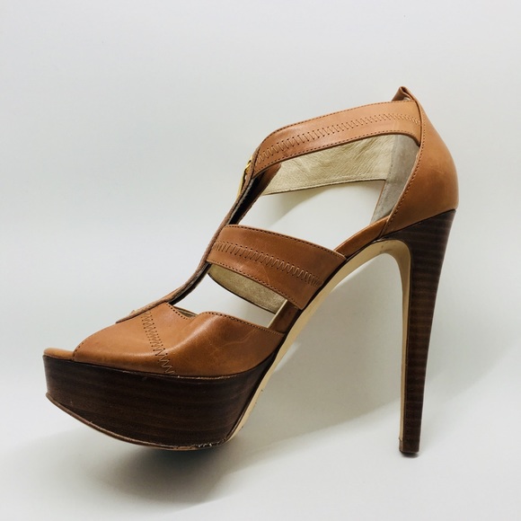 🎉Sale🎉Michael Kors Brown Leather Stiletto - Picture 5 of 8